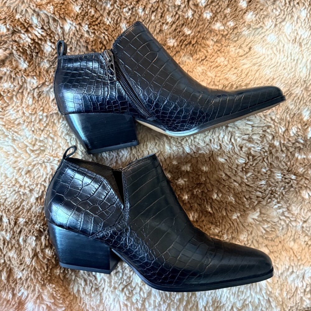 Franco Sarto Black Croc Embossed Ankle Booties Size 8